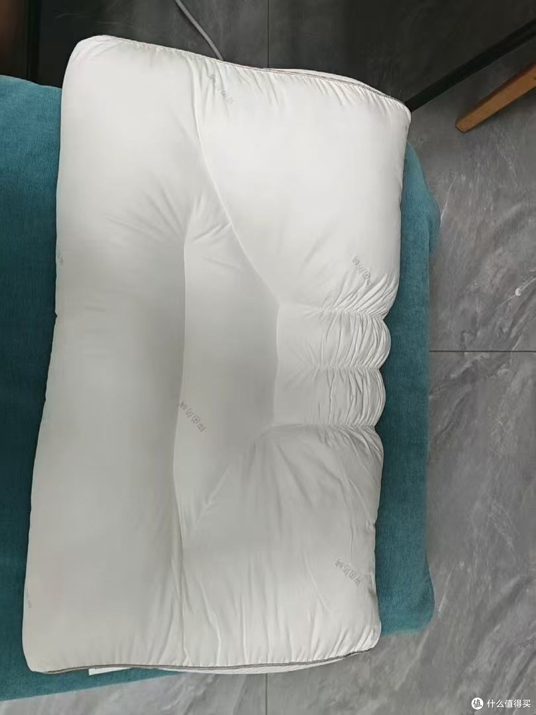 椰棕乳胶双面设计,一张床垫满足两种睡感