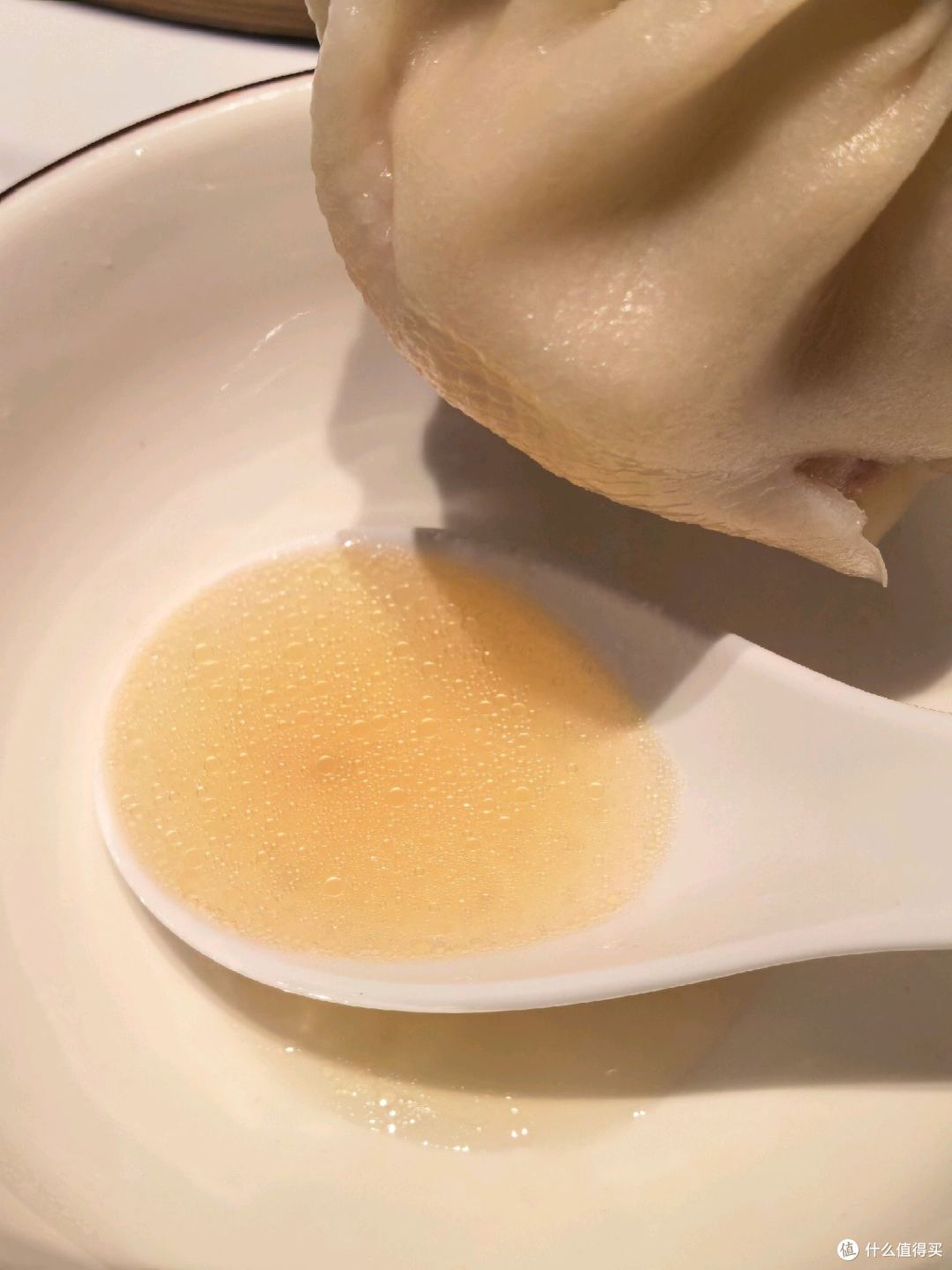 汴京觅食记:开封必吃榜食肆·宋都禾源灌汤包&汴梁张记桶子鸡