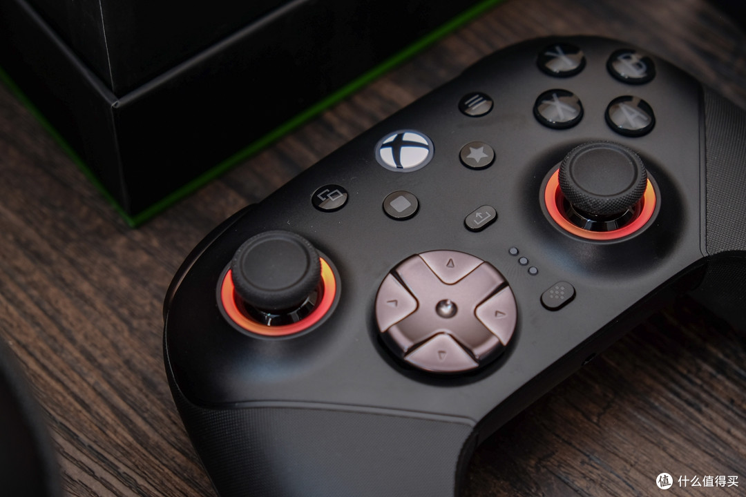 手感至上,一步到位——八位堂猎户座3E精英手柄套装 XBOX 版体验