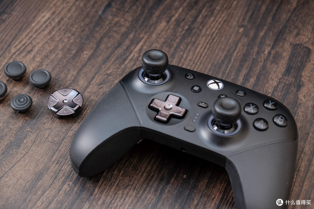 手感至上,一步到位——八位堂猎户座3E精英手柄套装 XBOX 版体验