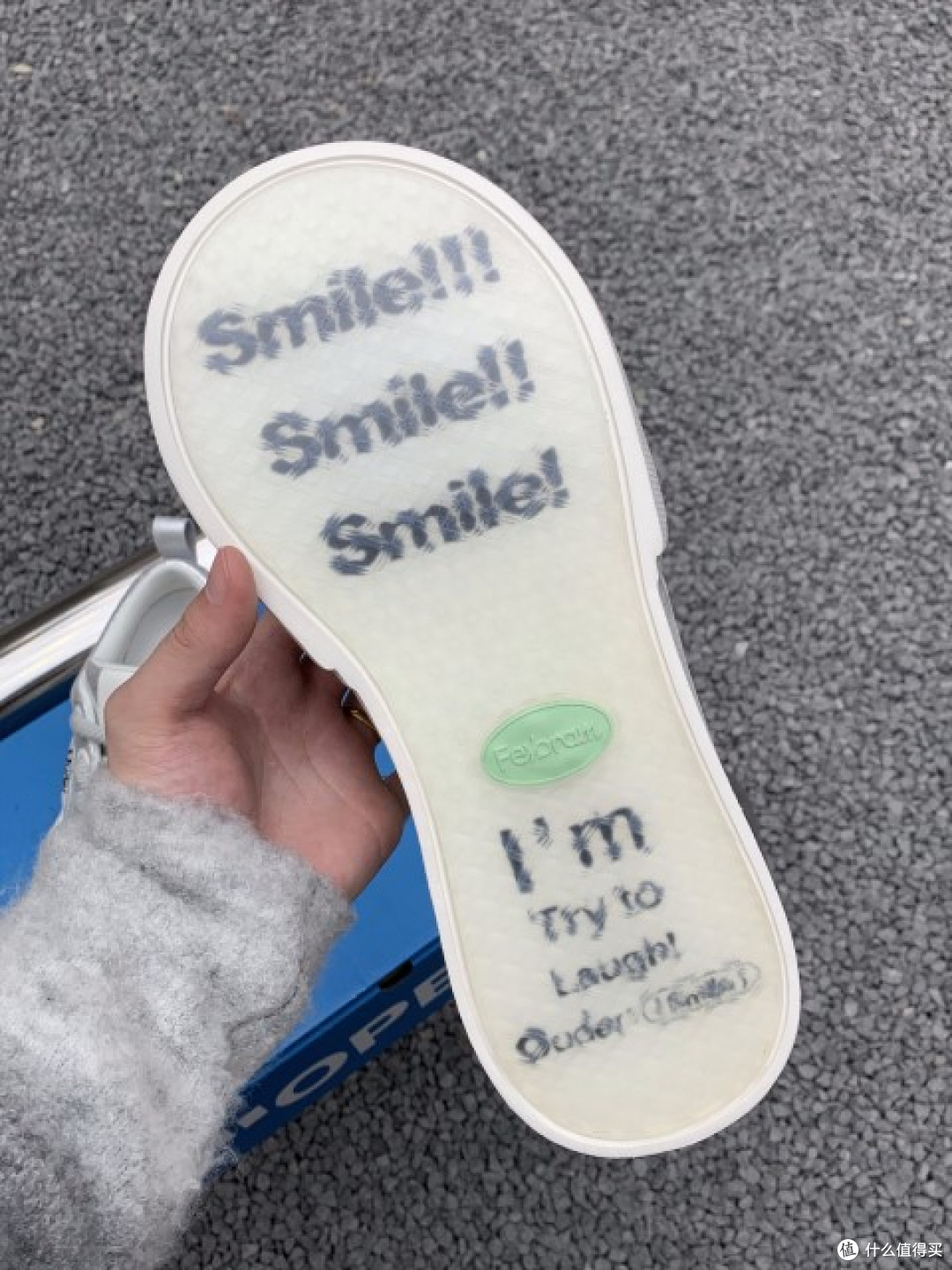 黄子弘凡同款牛皮革银灰测评:头层牛皮增高,¥459买千元质感