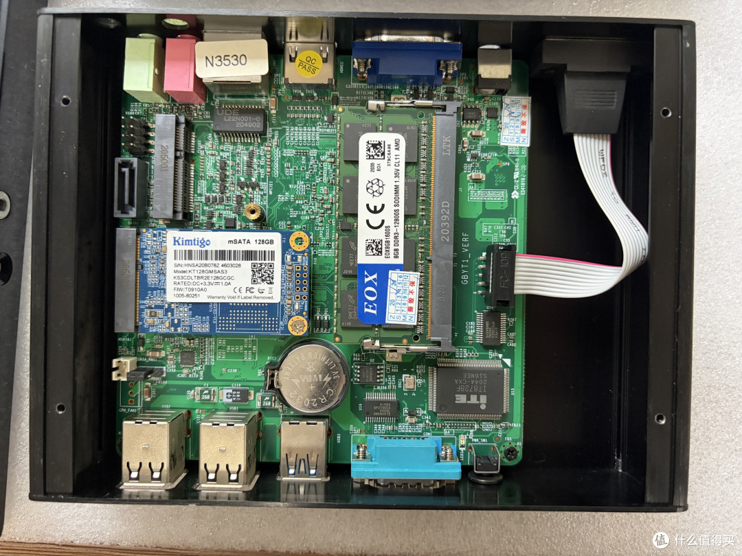 老电脑加内存换SSD,500元让它再战三年。