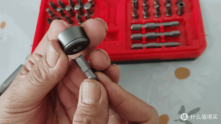 拧螺丝的烦恼终于解决了！杜克RS1 MAX棘轮螺丝刀实测体验！
