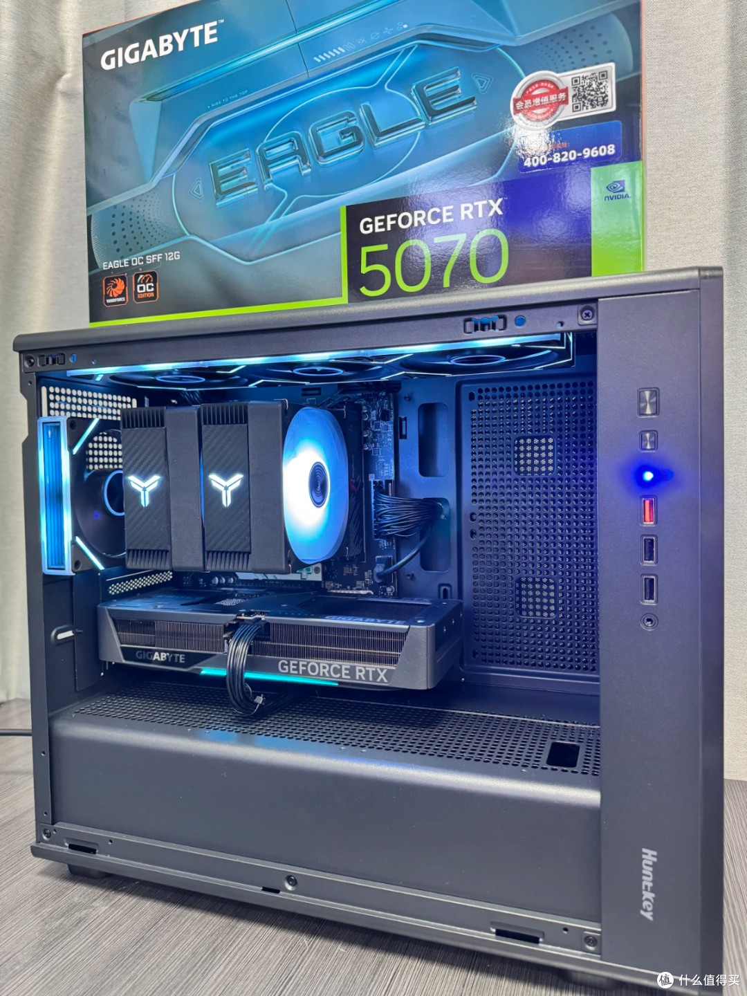 R7‑9700X+技嘉RTX5070猎鹰｜办公游戏双兼顾改造