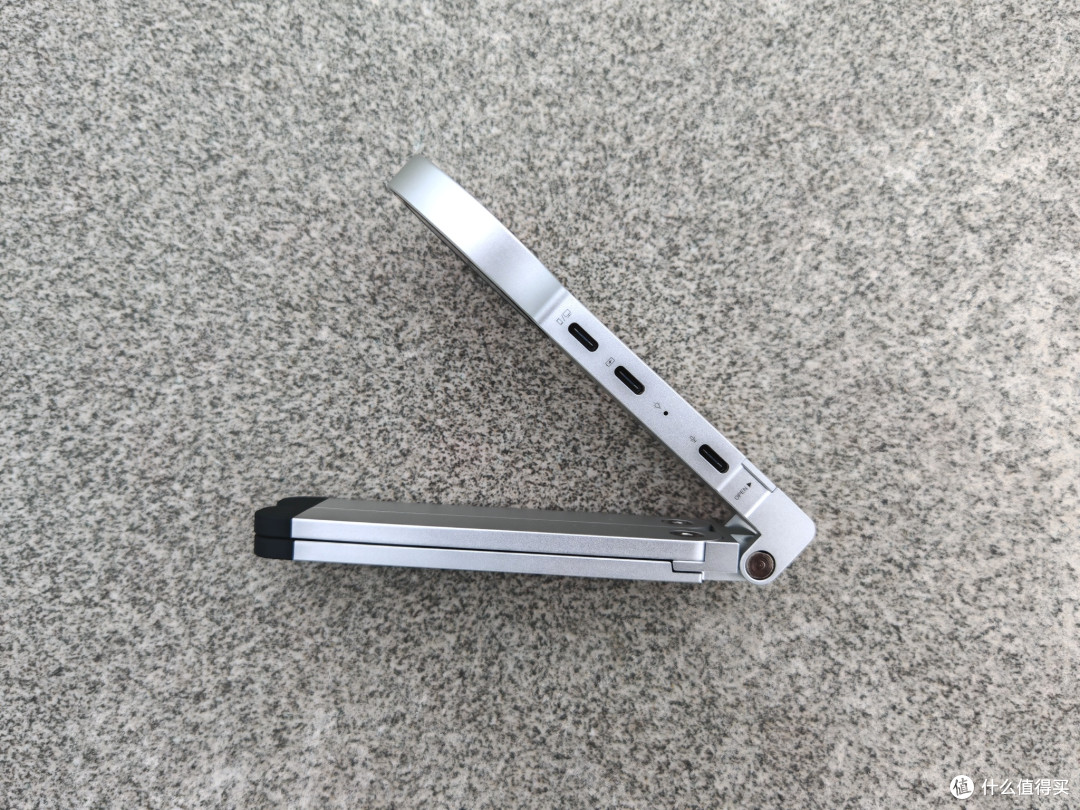 外拍减负神器阿卡西斯MS1磁吸支架硬盘盒实测，一物搞定存储+支架