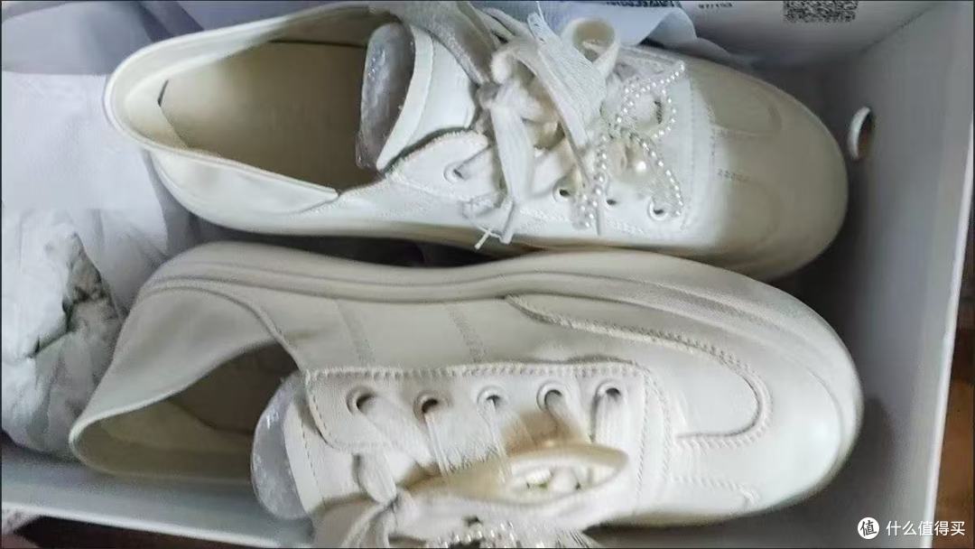 秋季新品女生休闲鞋选哪款?百丽两穿芭蕾德训鞋秋日好穿不踩坑