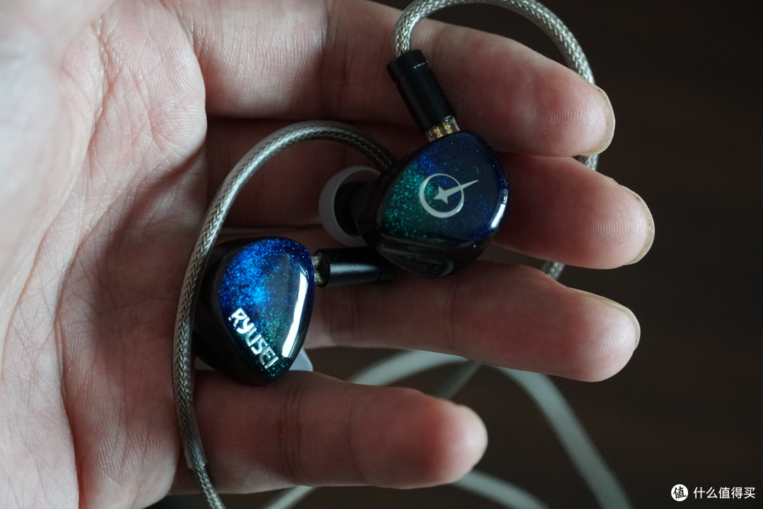 史上首次,印尼和中国在HIFI耳机上的联合,QoA流星