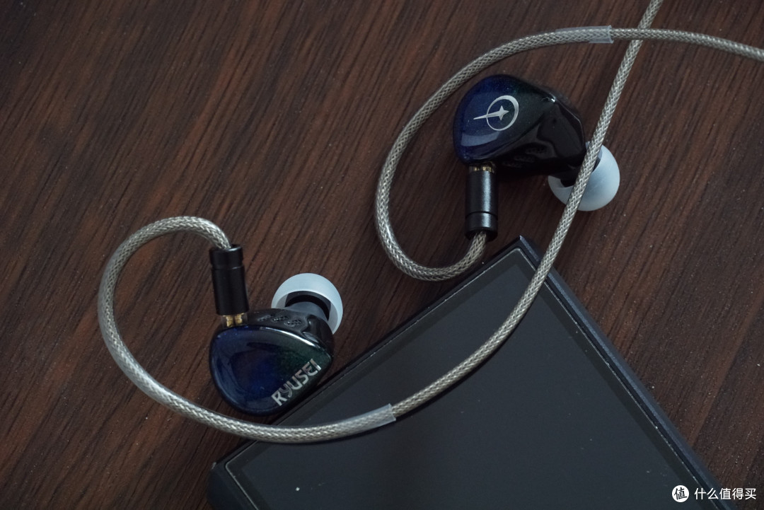 史上首次,印尼和中国在HIFI耳机上的联合,QoA流星