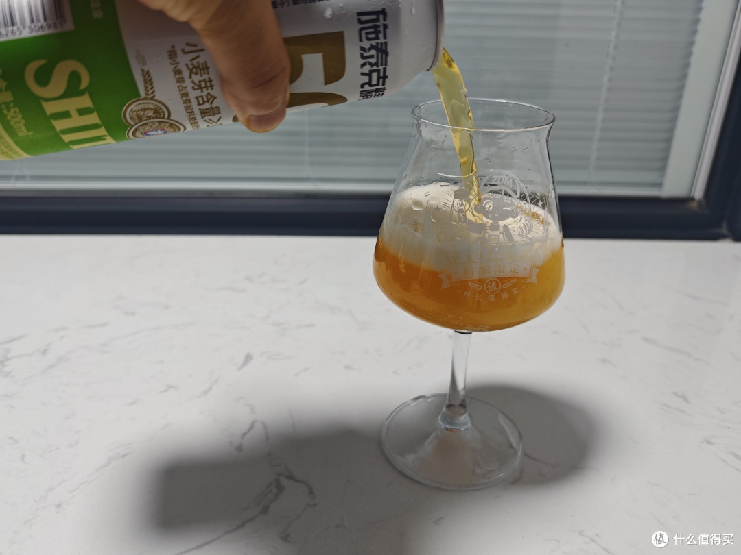 不到2元一罐的施泰克精酿白啤到底有什么魅力，让我对它情有独钟