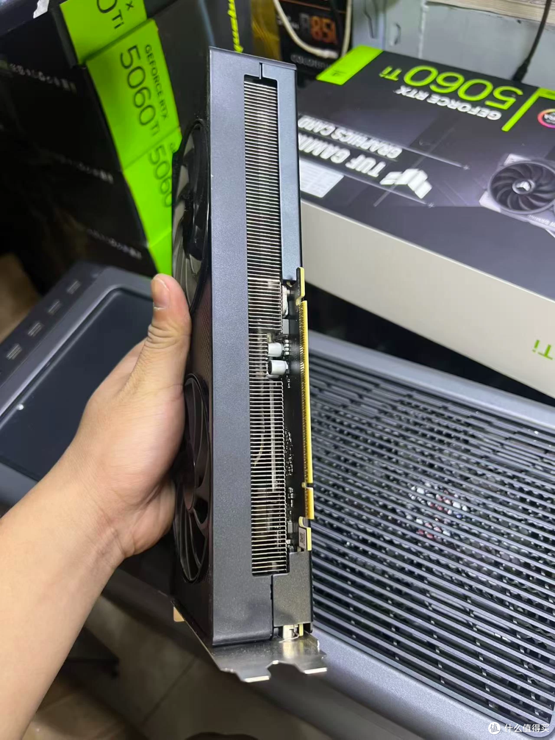 1800元蓝戟Arc B580 12G：甜品卡真香还是接盘？