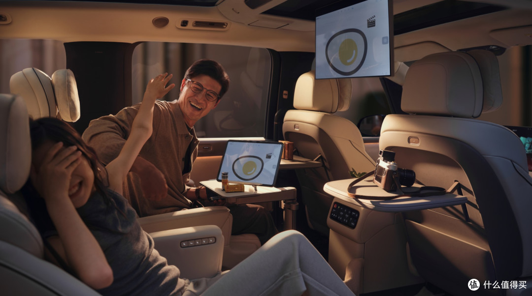 50万买台纯电MPV?新一代理想MEGA到底值不值得入手?