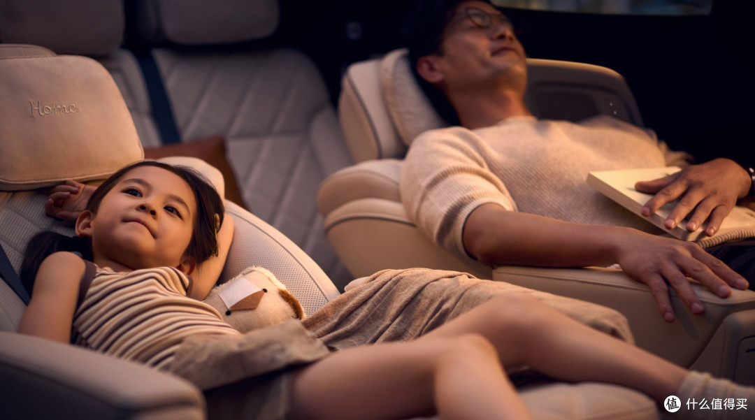 50万买台纯电MPV?新一代理想MEGA到底值不值得入手?