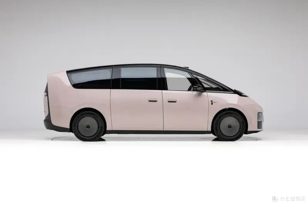 50万买台纯电MPV?新一代理想MEGA到底值不值得入手?