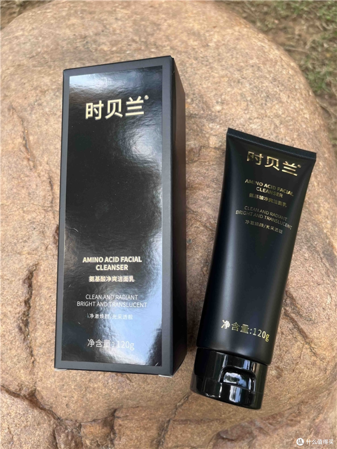下午三点T区又泛油光的油痘肌,洗面奶这样挑,控油祛痘不伤屏障