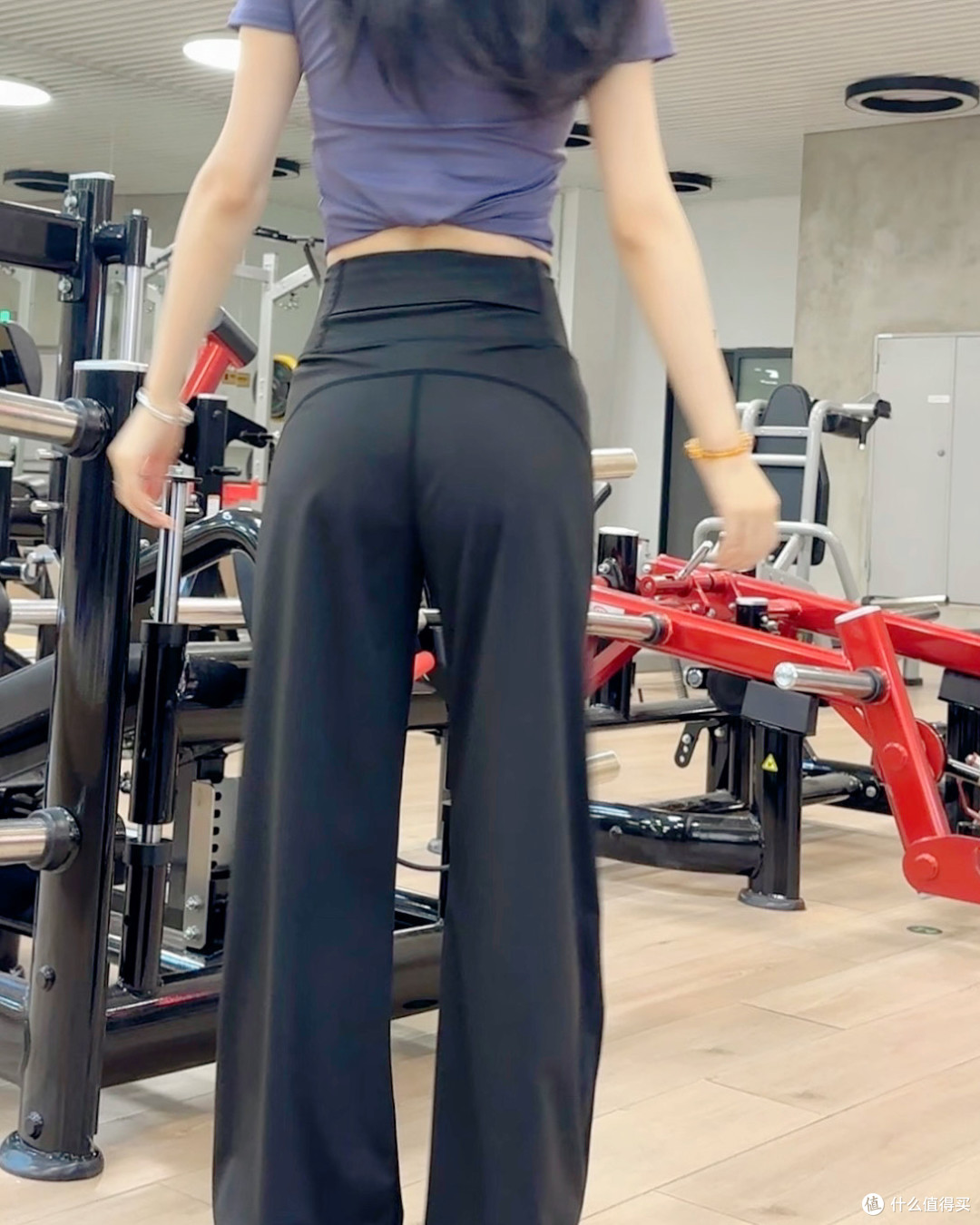 健身三年没请私教,一条裤子穿成三季,说说我抠出来的实在经验~