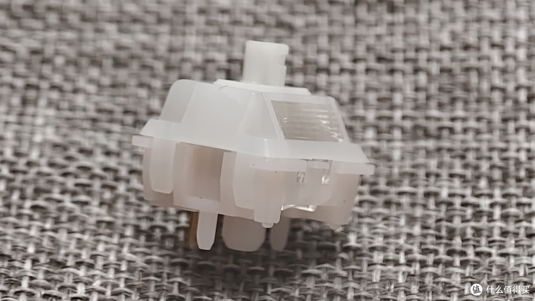 80%配列静音轴机械键盘？首席玩家你还真是不走寻常路