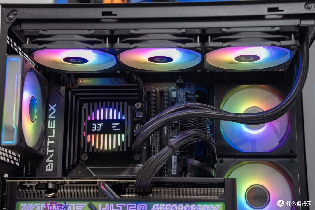 选D4直省2000!14600KF+七彩虹B760M超级黑刃+5070装机分享