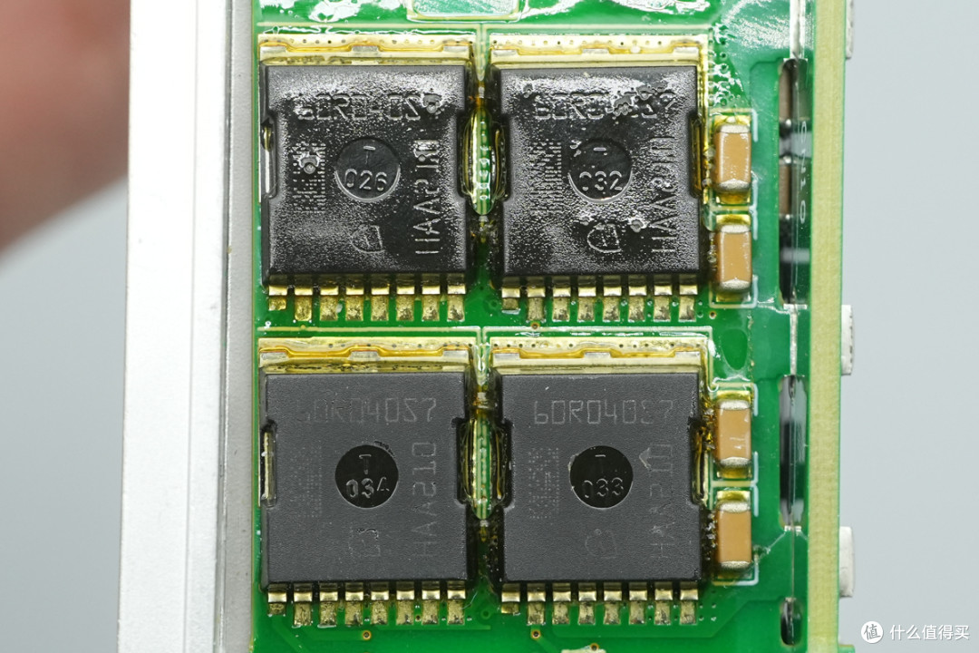 交错图腾柱PFC+全桥LLC拓扑设计,长城3200W碳化硅服务器电源拆解