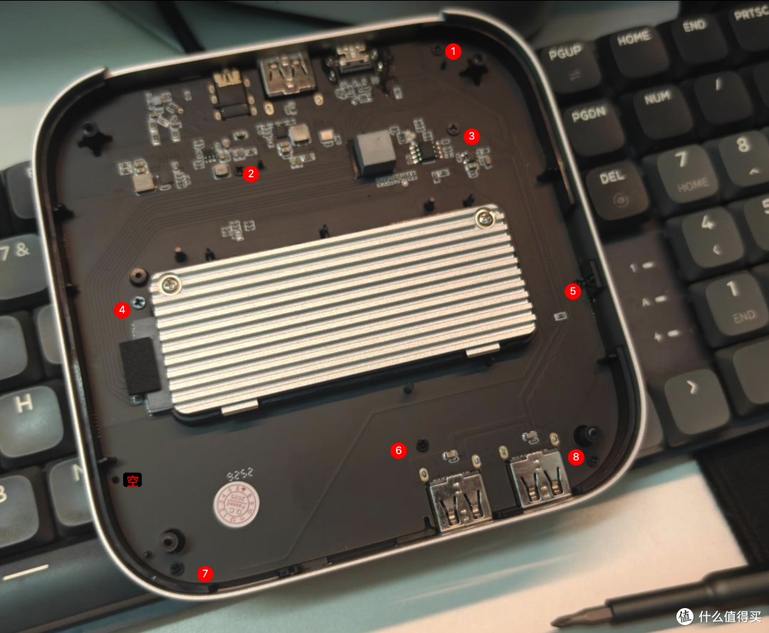 MC60PRO 底部