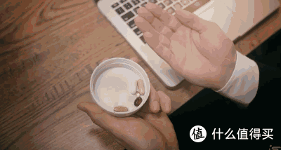 男子一天8片维生素,半个月肝衰竭!乱补维生素,患癌风险或增27%