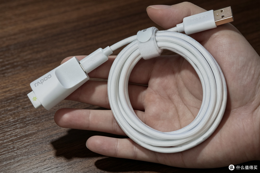 一天握16小时鼠标的人，换了雷柏VT3 V2系列这俩新家伙之后……