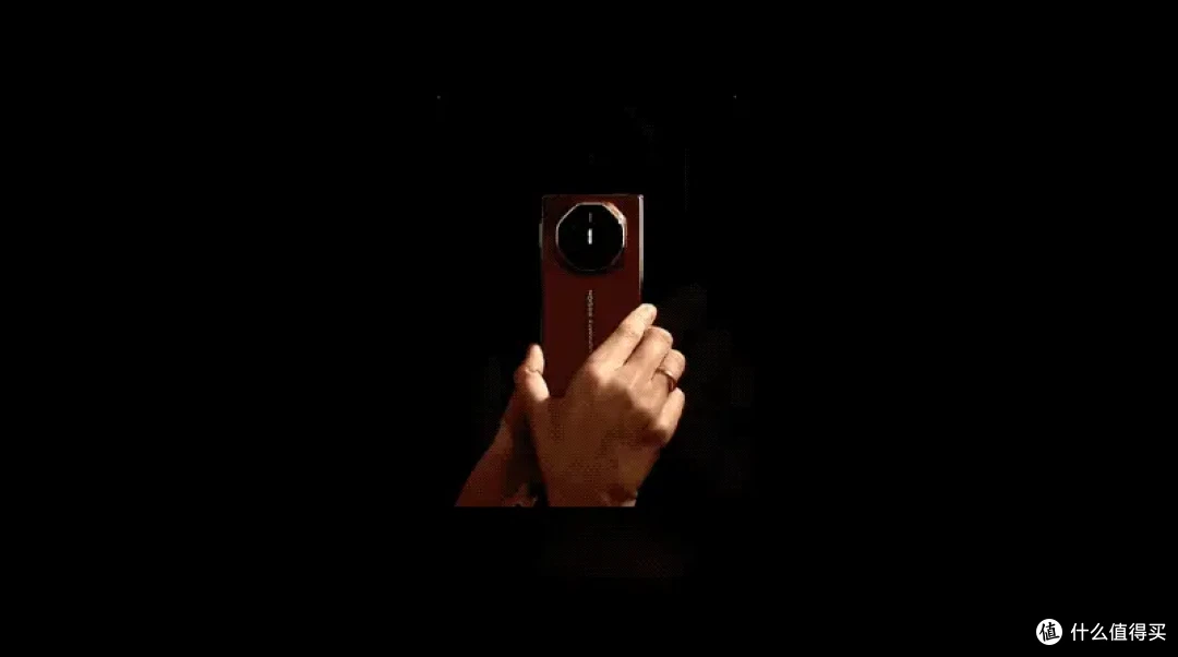 华为Mate XT2三折叠商务实测评估