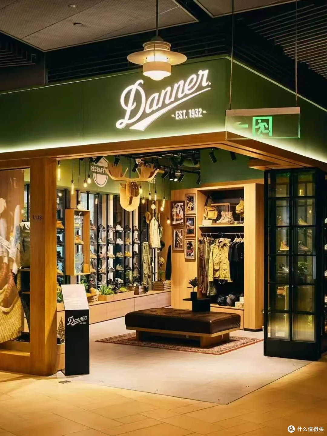 一双 Danner 穿二十年还在穿，它到底给靴子施了什么魔法