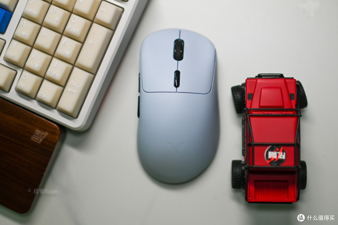 桌面新宠：陆虎RC和雷柏VT3 V2&VT3s V2系列鼠标