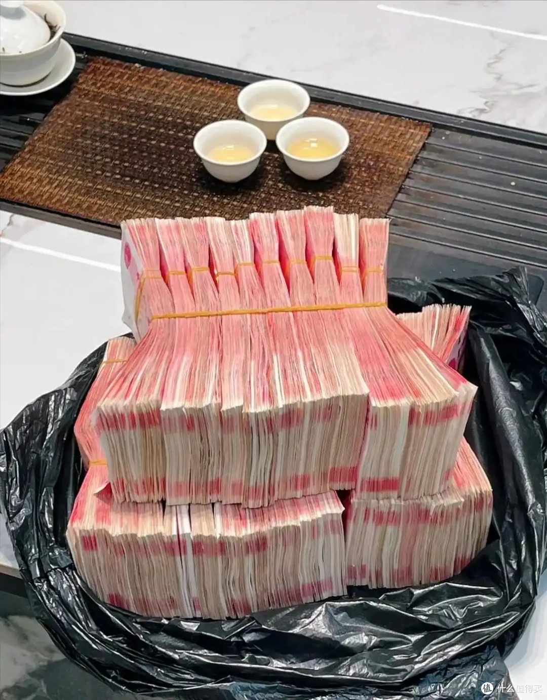 9月起,银行存款30万以下10万以上的家庭,这3个消息一定要了解