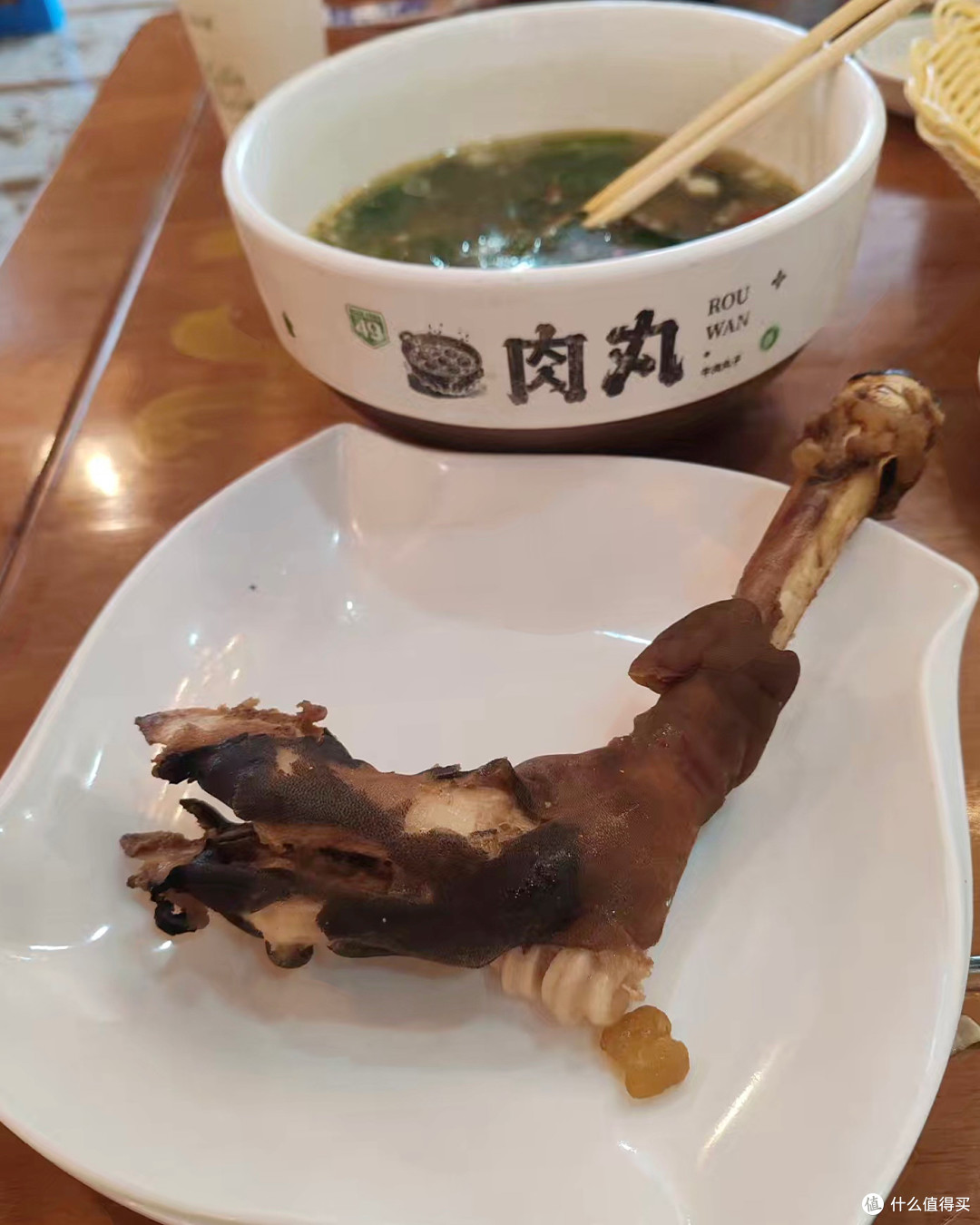 开了快40年的老丸子汤，下班吃这一口最踏实