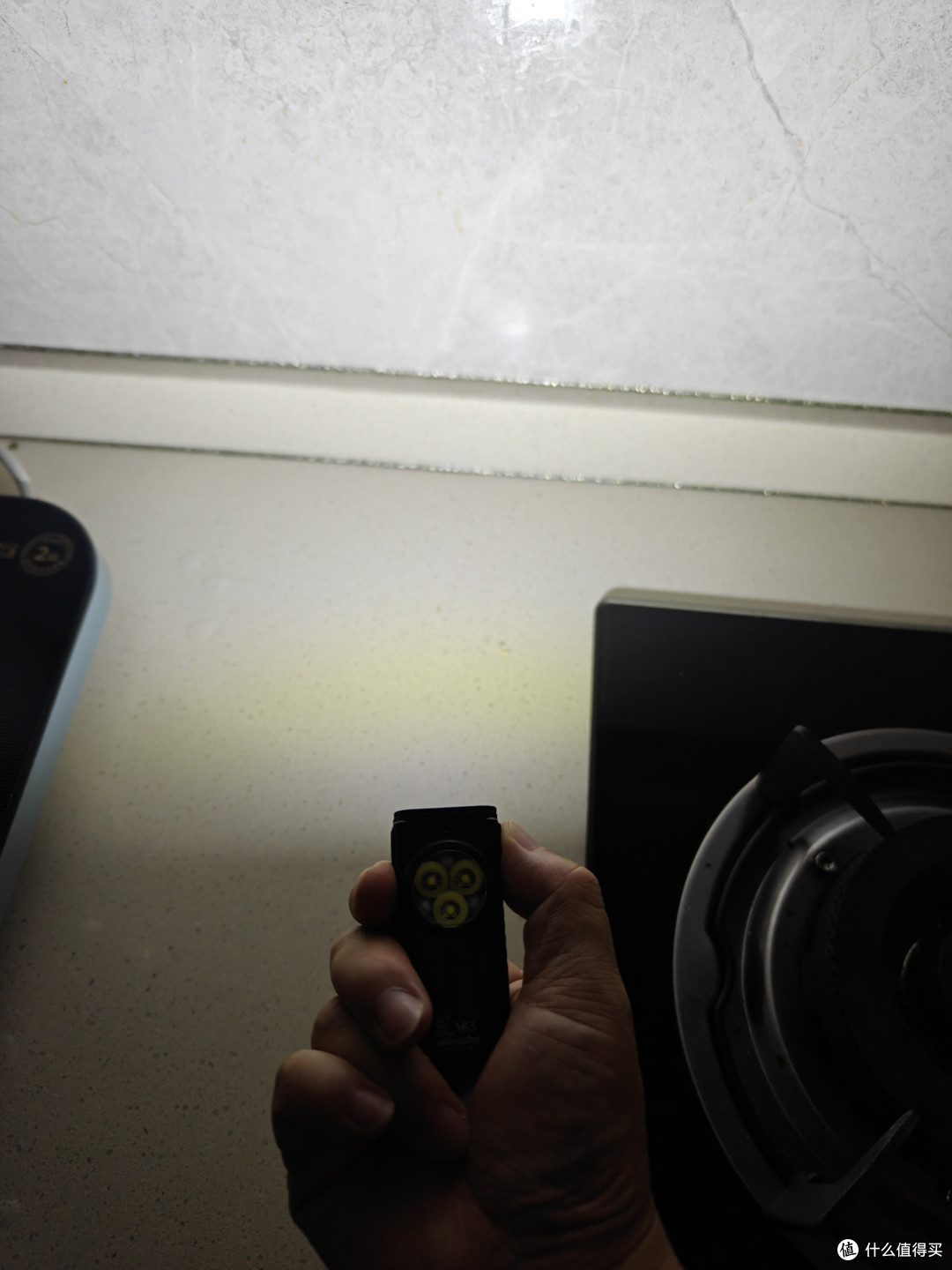 家庭实用小神器，宇穹迷你多功能手电