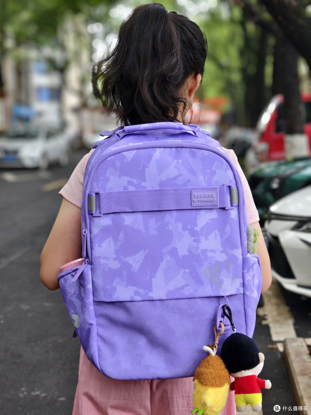 护脊书包是智商税吗?花“巨资”实测,护脊书包究竟还不好用,能不能保护孩子的身体