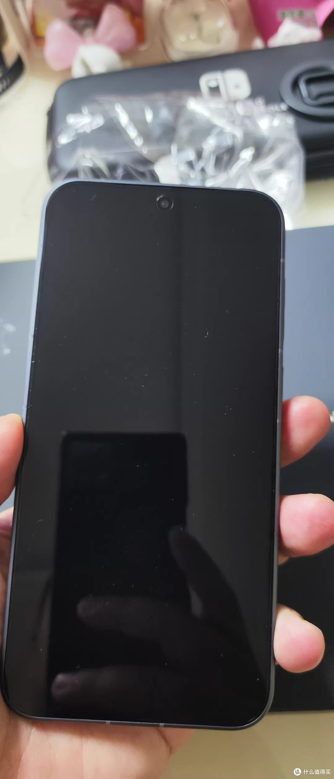 会转头会跟拍的荣耀Robot Phone，把电影机装进口袋