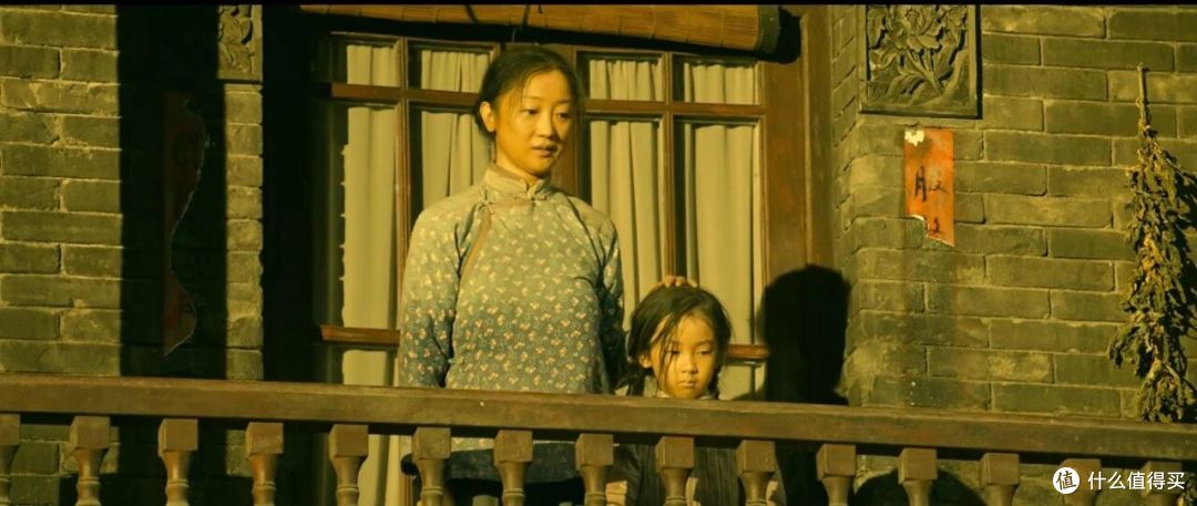 花30块买票看骂它烂片,免费看的人哭一整晚:《抓特务》口碑逆袭