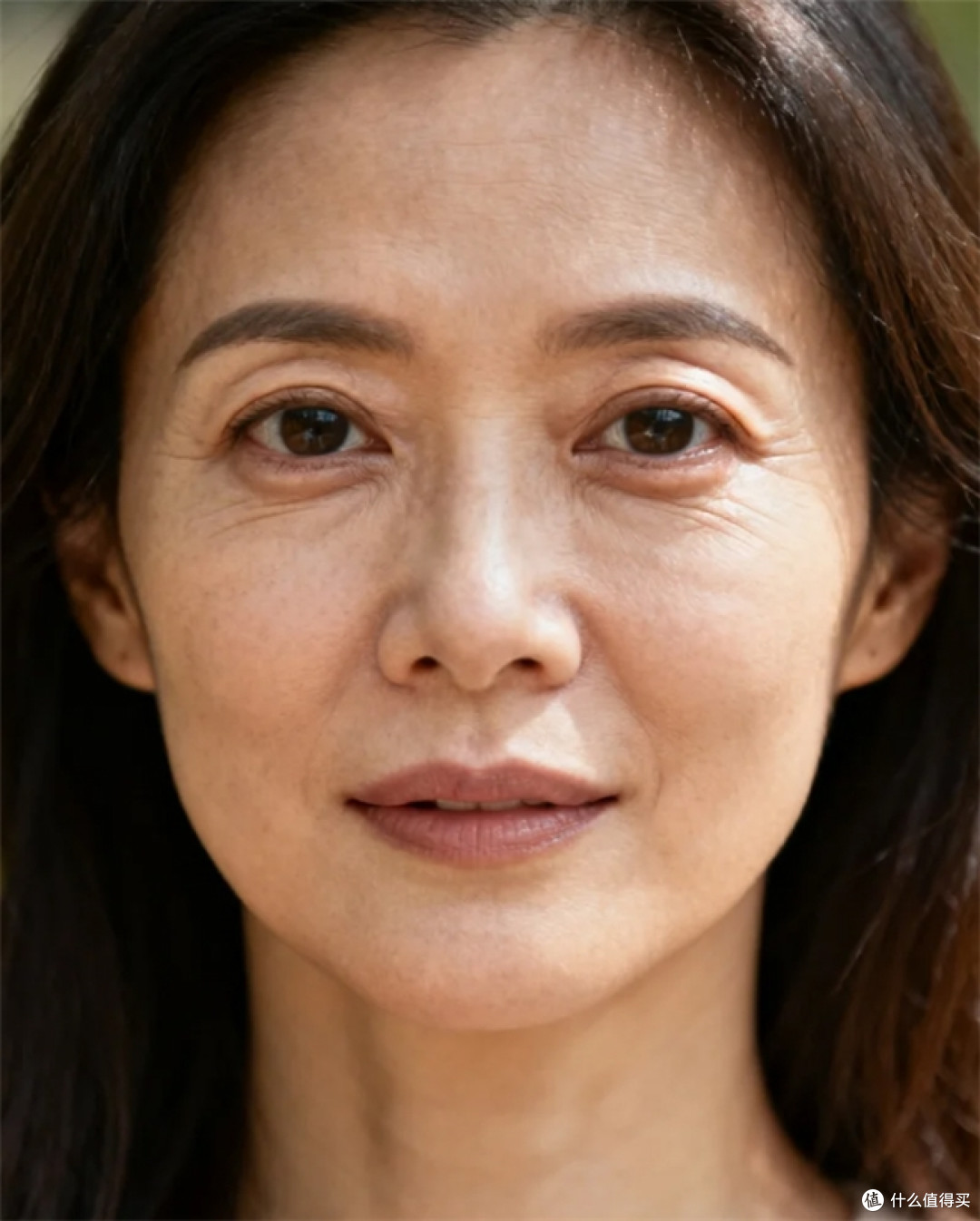 熬夜浮肿党的去眼袋细纹眼霜，从配方到质地这样选更稳