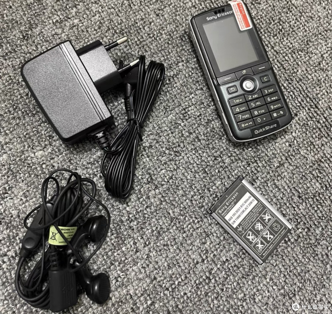 闲鱼大量涌入索尼爱立信K750i，Cyber-shot拍照王，80块古董捡漏