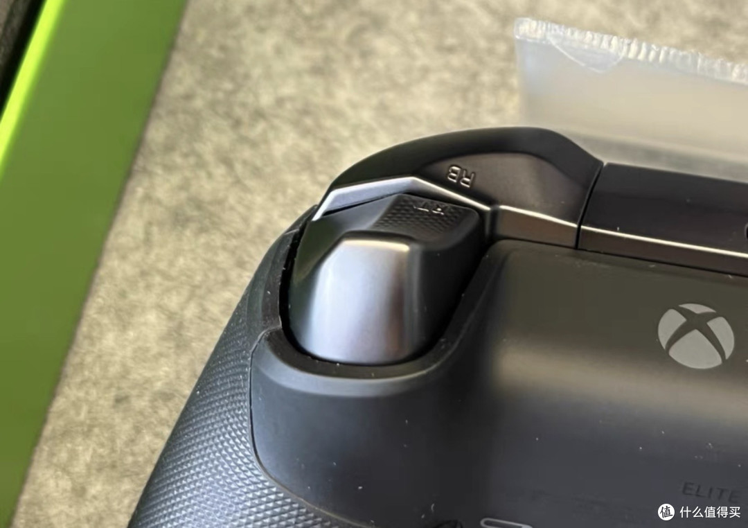 闲鱼惊现Xbox精英手柄二代，模块化背键，399块这漏值不值得捡？
