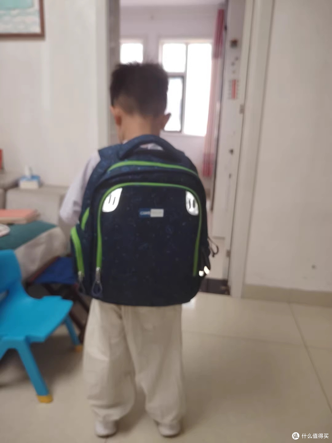 幼升小妈妈亲测CAMS悬浮书包，孩子肩膀终于不喊累