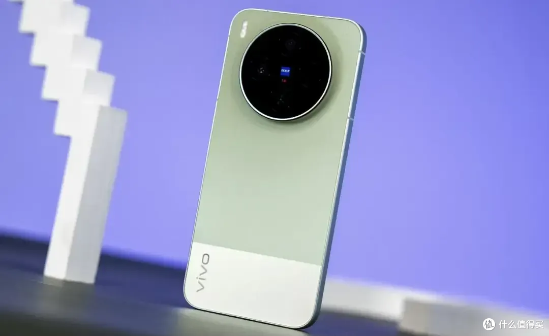 vivo X500系列官宣定档！2nm芯片+2K直屏+双2亿像素