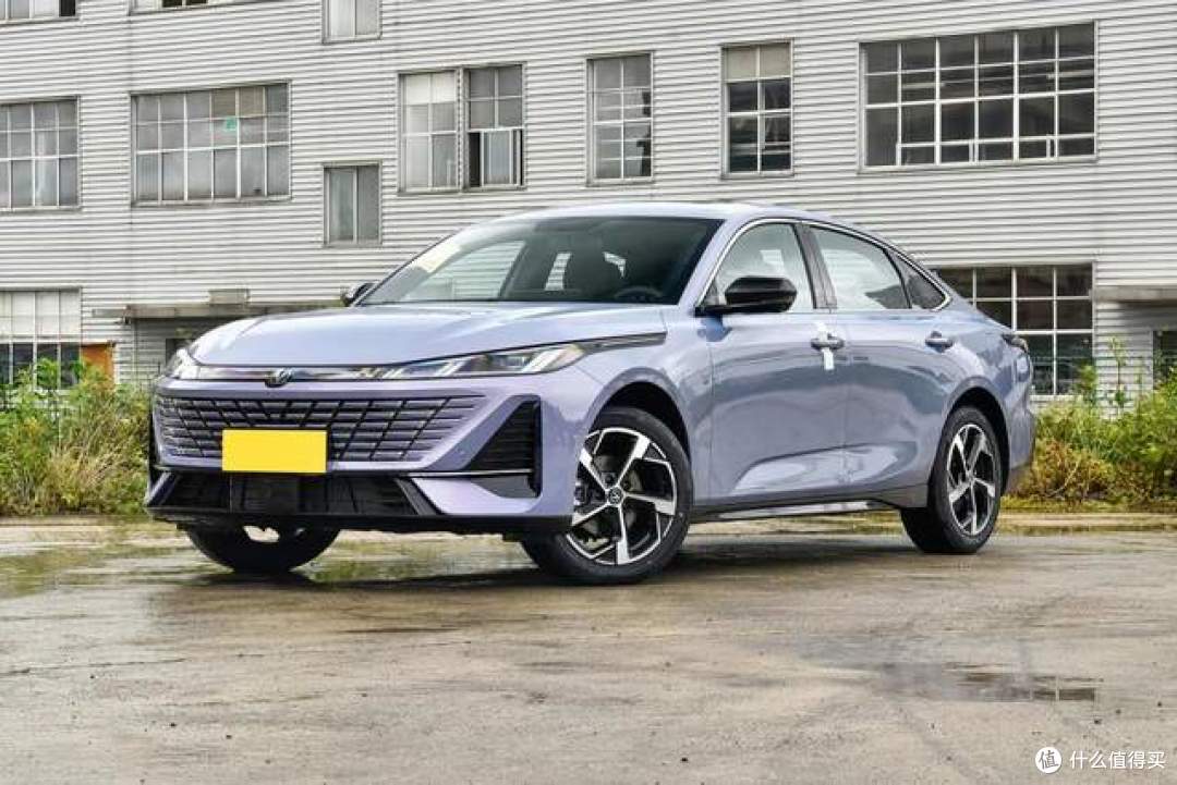 2026款第四代长安逸动,全款落地多少钱?哪个版本值得入手?