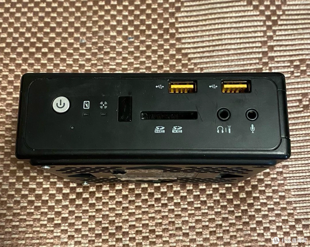 198元索泰CI320 nano:巴掌大静音小主机,值不值?