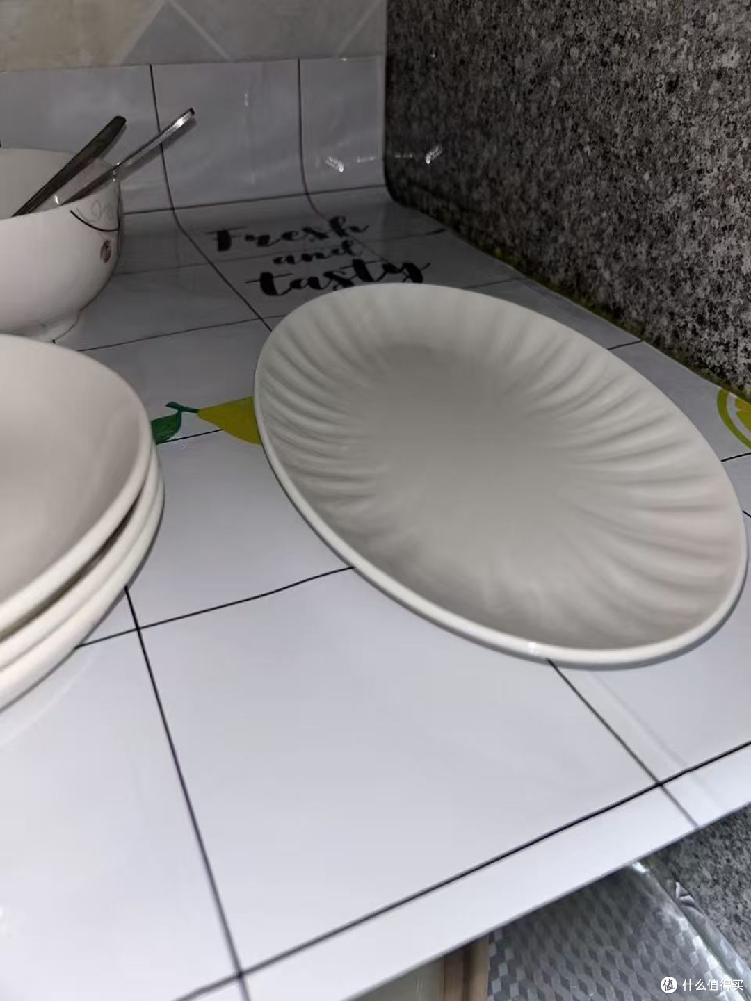椭圆鱼盘陶瓷家用蒸鱼菜盘北欧浮雕高级感