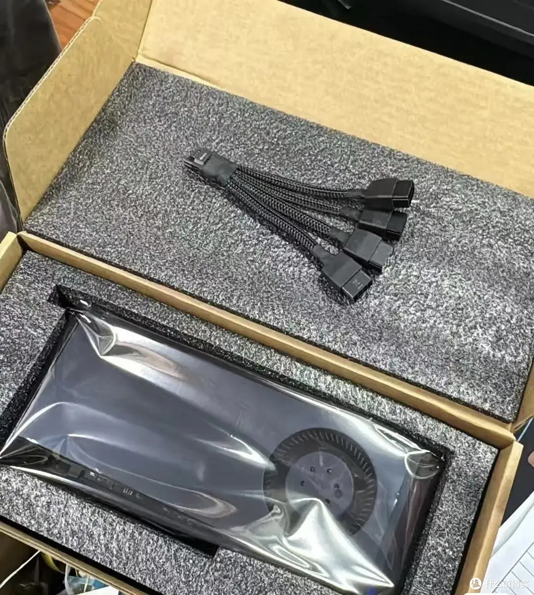 咸鱼大量流出全新RTX4080S 32G涡轮显卡,性能媲美RTX4090D显卡!