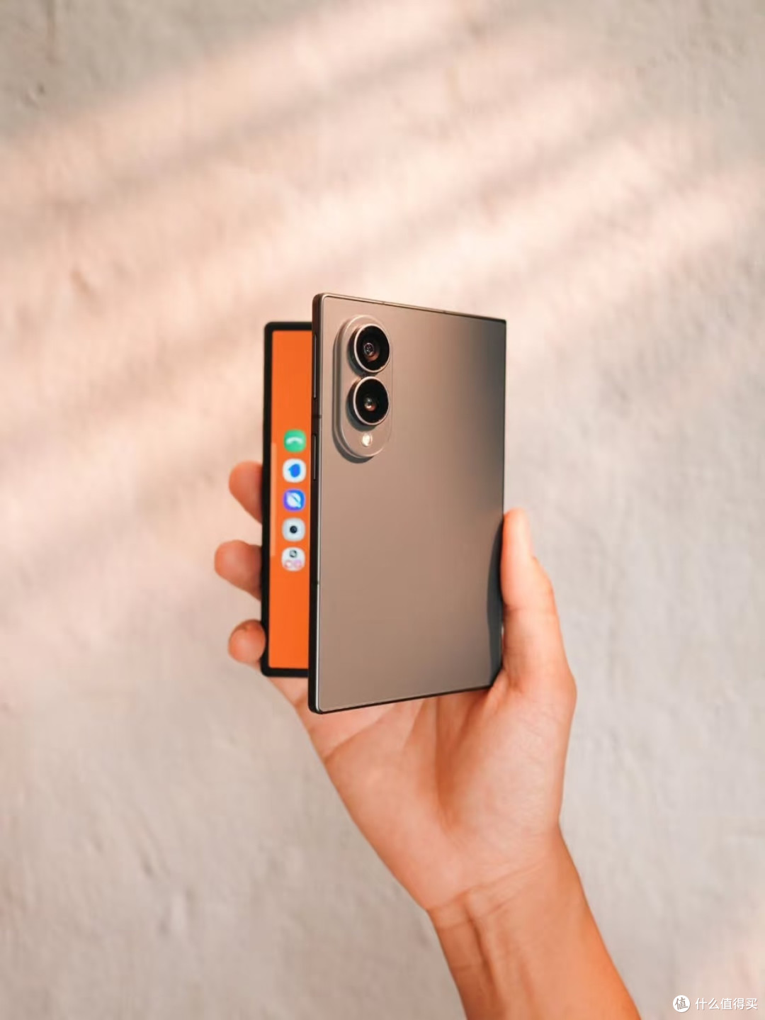 三星Galaxy Z Fold8阔折叠｜解决折叠屏多年顽疾