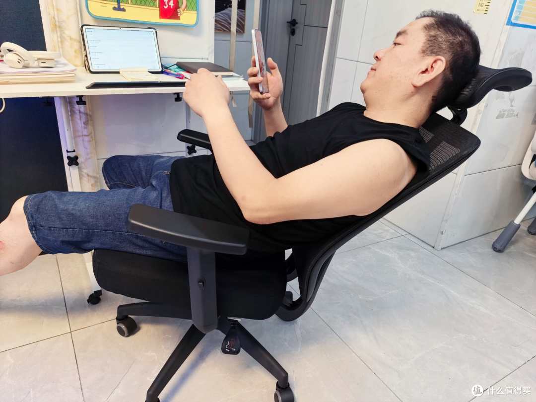 399元拿下千元级护腰体验,夏草木Fit CC堪称工学椅质价比天花板