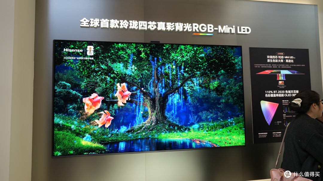 海信85UX深度长测:三万档 RGB-Mini LED 超旗舰,新画质天花板?