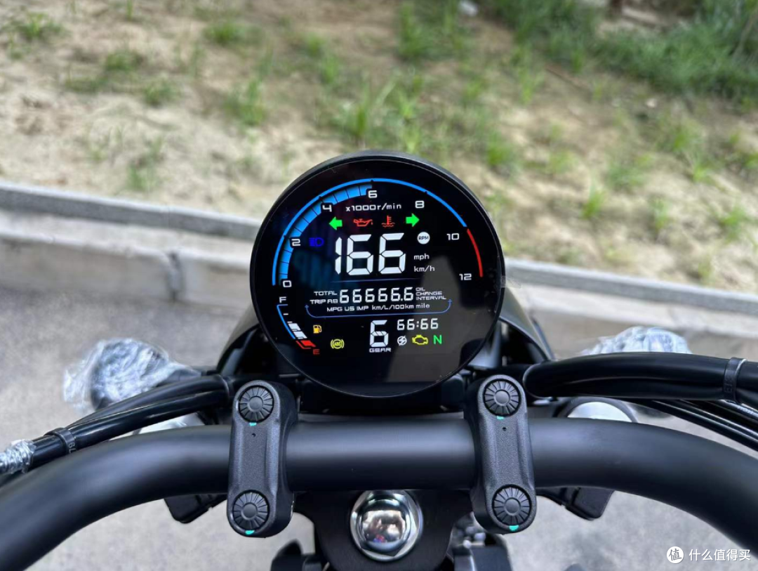 秋日骑行日记:从125胖头鱼到豪爵TR300的进阶之路