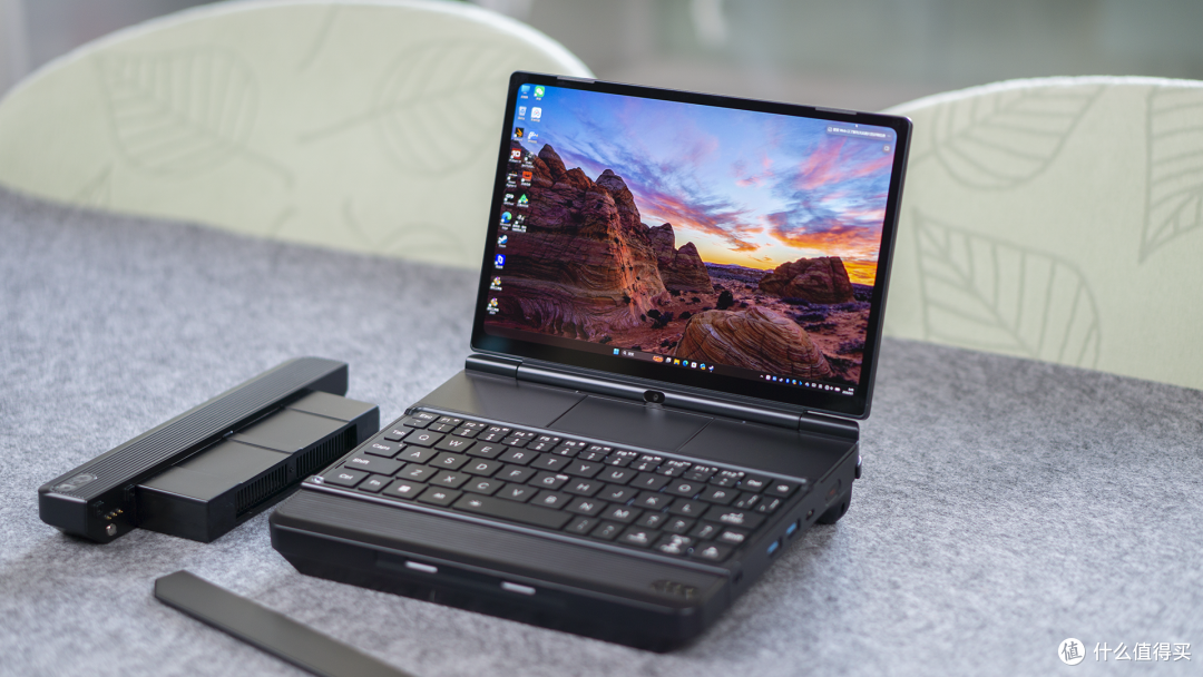 是PC的另一种形态，还是掌机的终点？GPD WIN Max3实测！