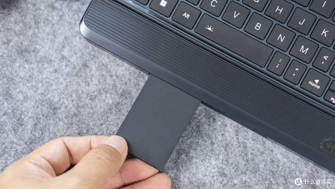 是PC的另一种形态，还是掌机的终点？GPD WIN Max3实测！