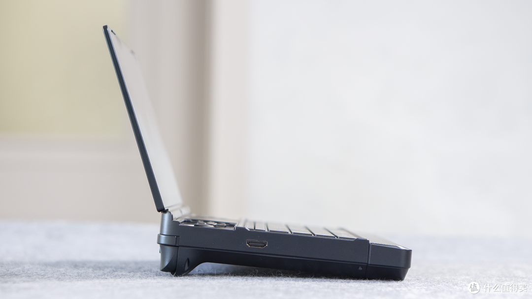 是PC的另一种形态，还是掌机的终点？GPD WIN Max3实测！
